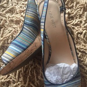 Nine West slides 10 M Multi color 3 3/4” heel